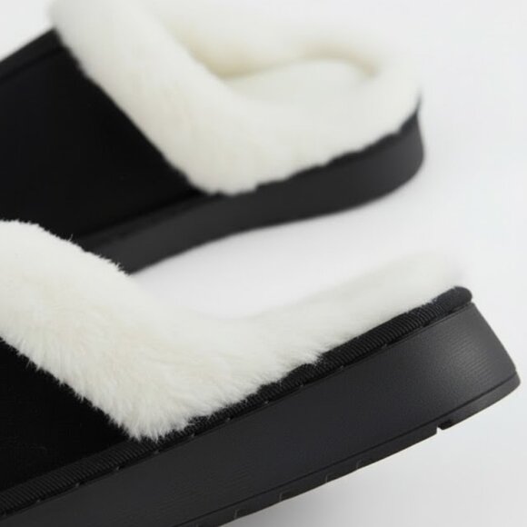 Women's Faux Fur Lined Slip-On SlippersCozy Warm Winter House Shoes~ BLACK - Picture 2 of 6
